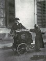thumbnail Organ Grinder in Paris