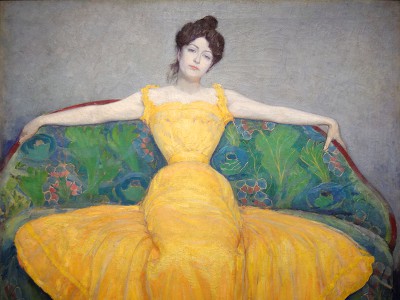 puzzle model Woman in a Yellow Dress