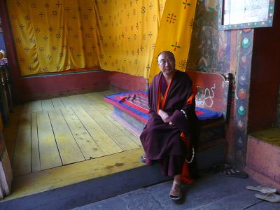 puzzle model Buddhist Monk